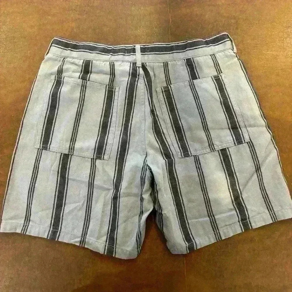 MADEWELL NWT men’s grey and black shorts size L - Picture 2 of 5